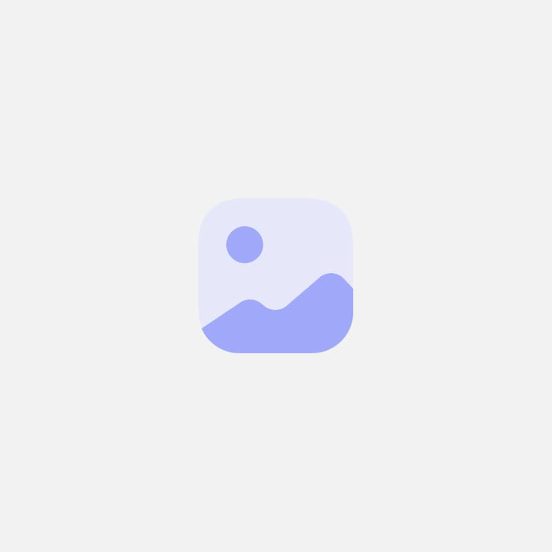 خانم ساناز  